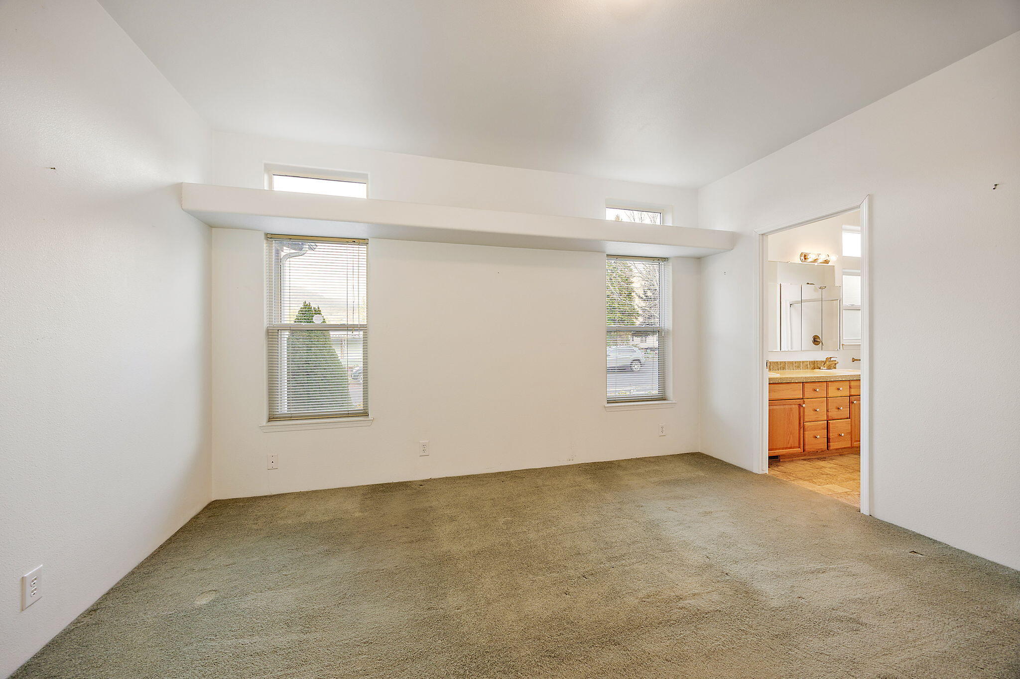 6901 Old Stage Road, Unit 25 Central Point, OR 97502 - Photo 37 of 45 Bedroom 1