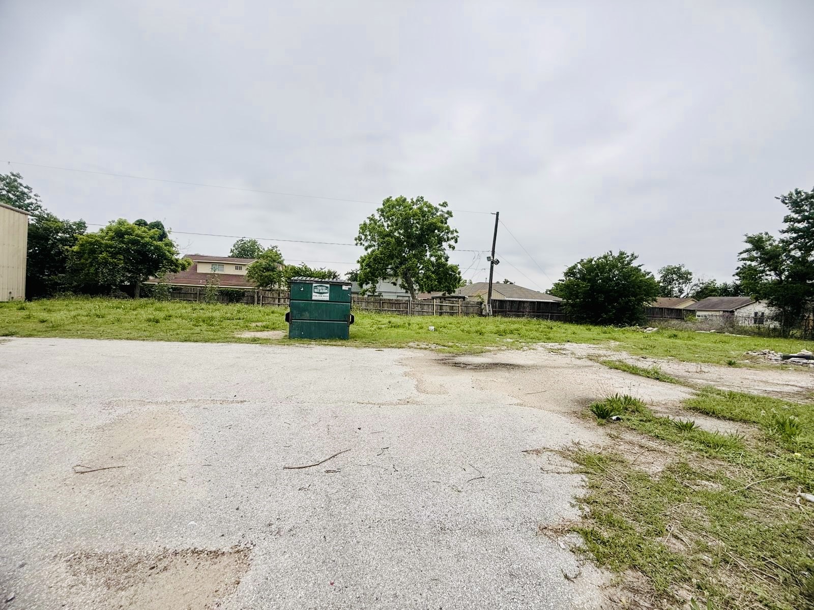 3910 Anderson Road Houston, TX 77053 - Photo 4 of 9 a view of a park