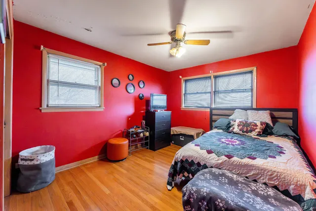 $220,000 | 17044 Louis Avenue, South Holland, IL 60473