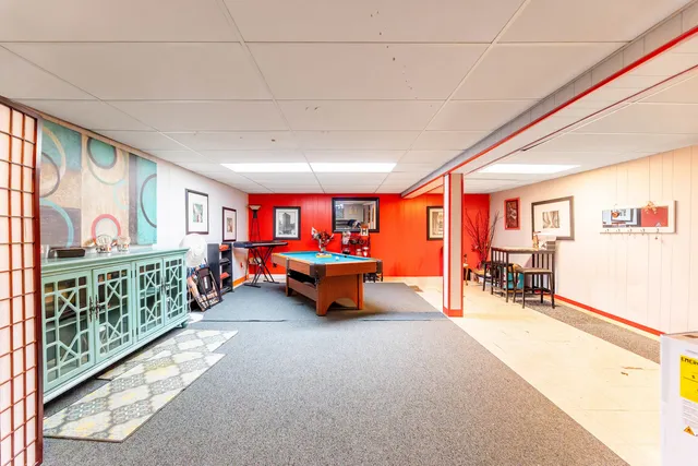 $220,000 | 17044 Louis Avenue, South Holland, IL 60473