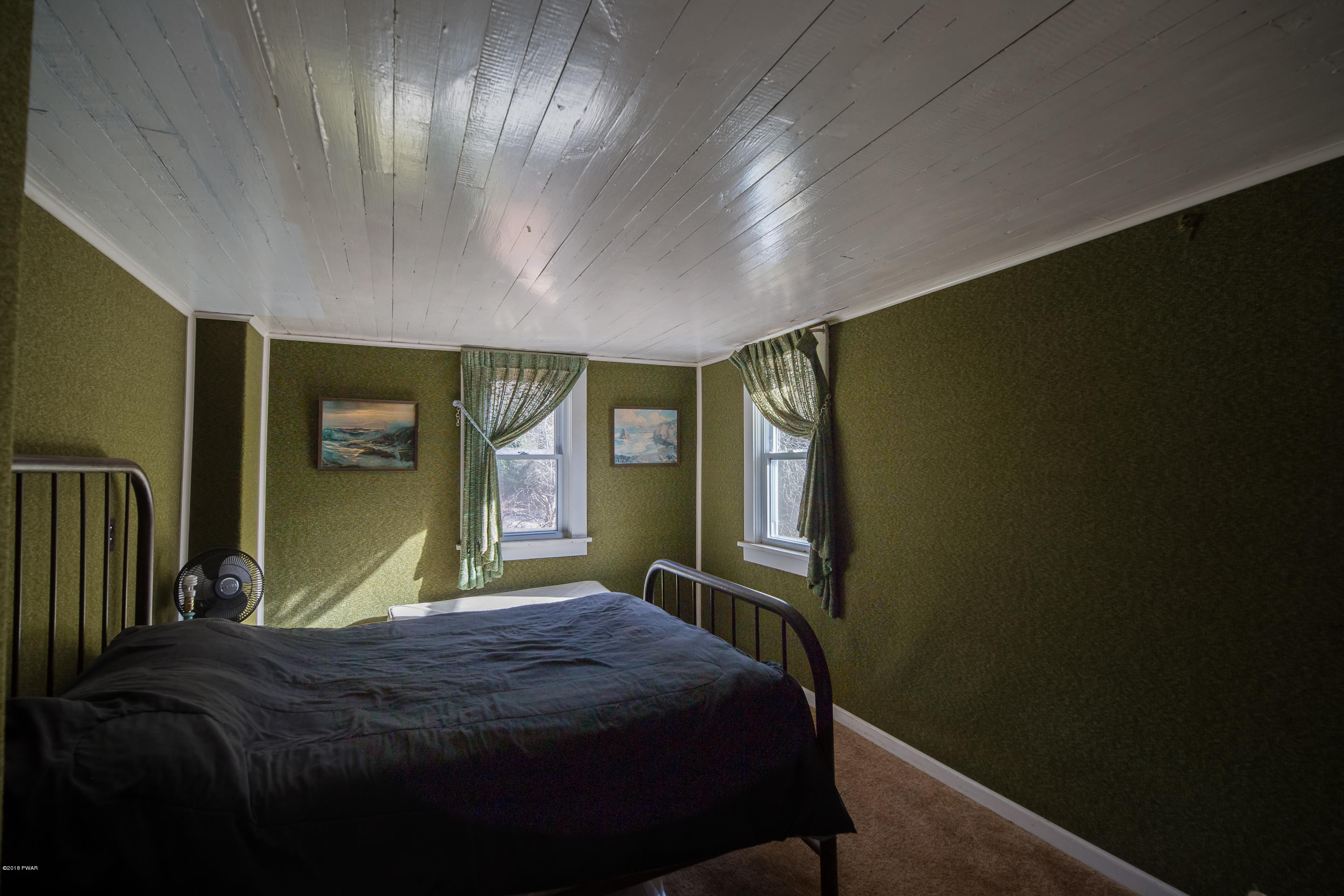112 Rowland Road Greeley, PA 18425 - Photo 36 of 46 IMG_3752-HDR-2