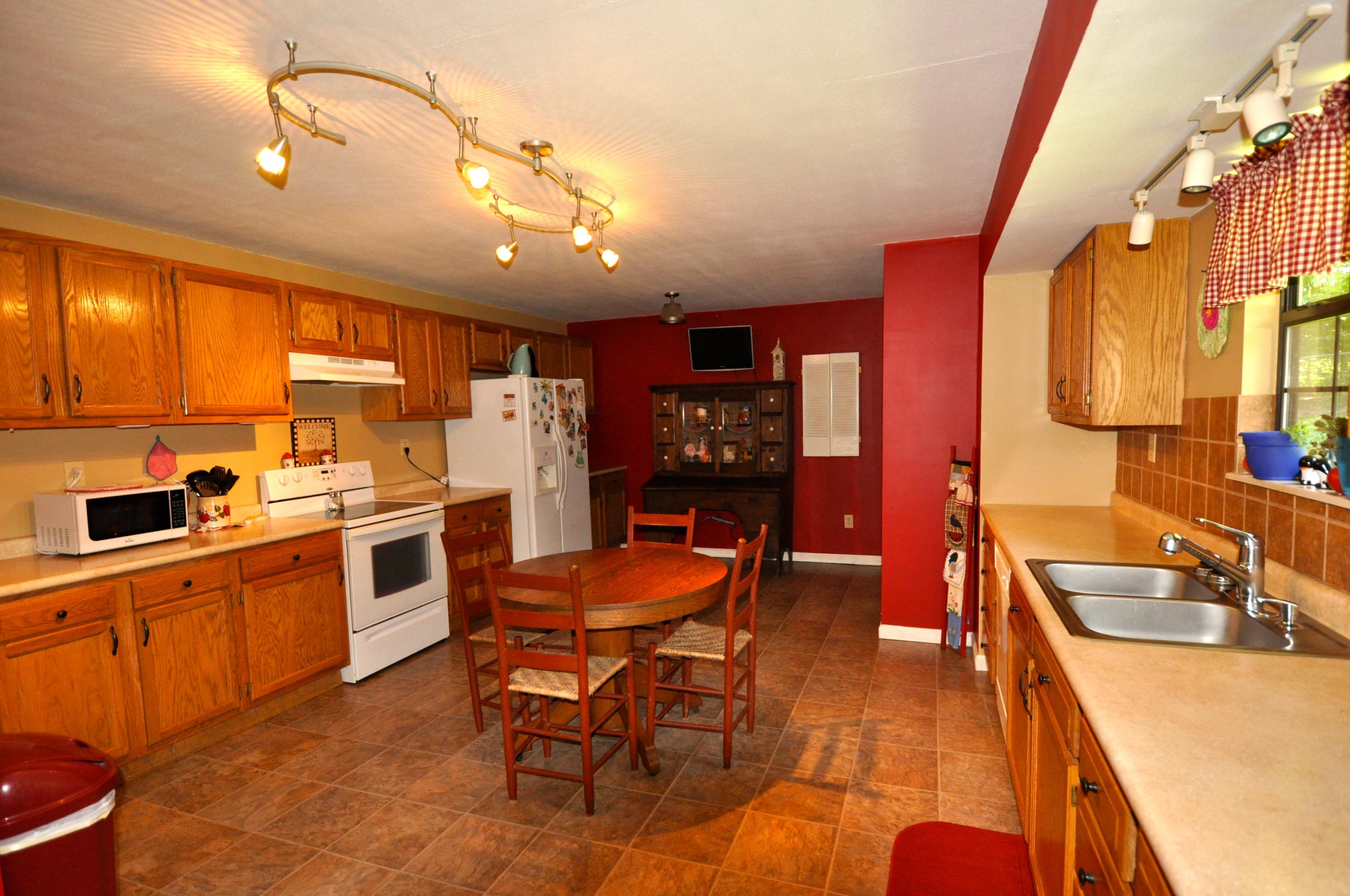 7714 Chestnut Hill Road Townsend, TN 37882 - Photo 13 of 28 DSC_0021