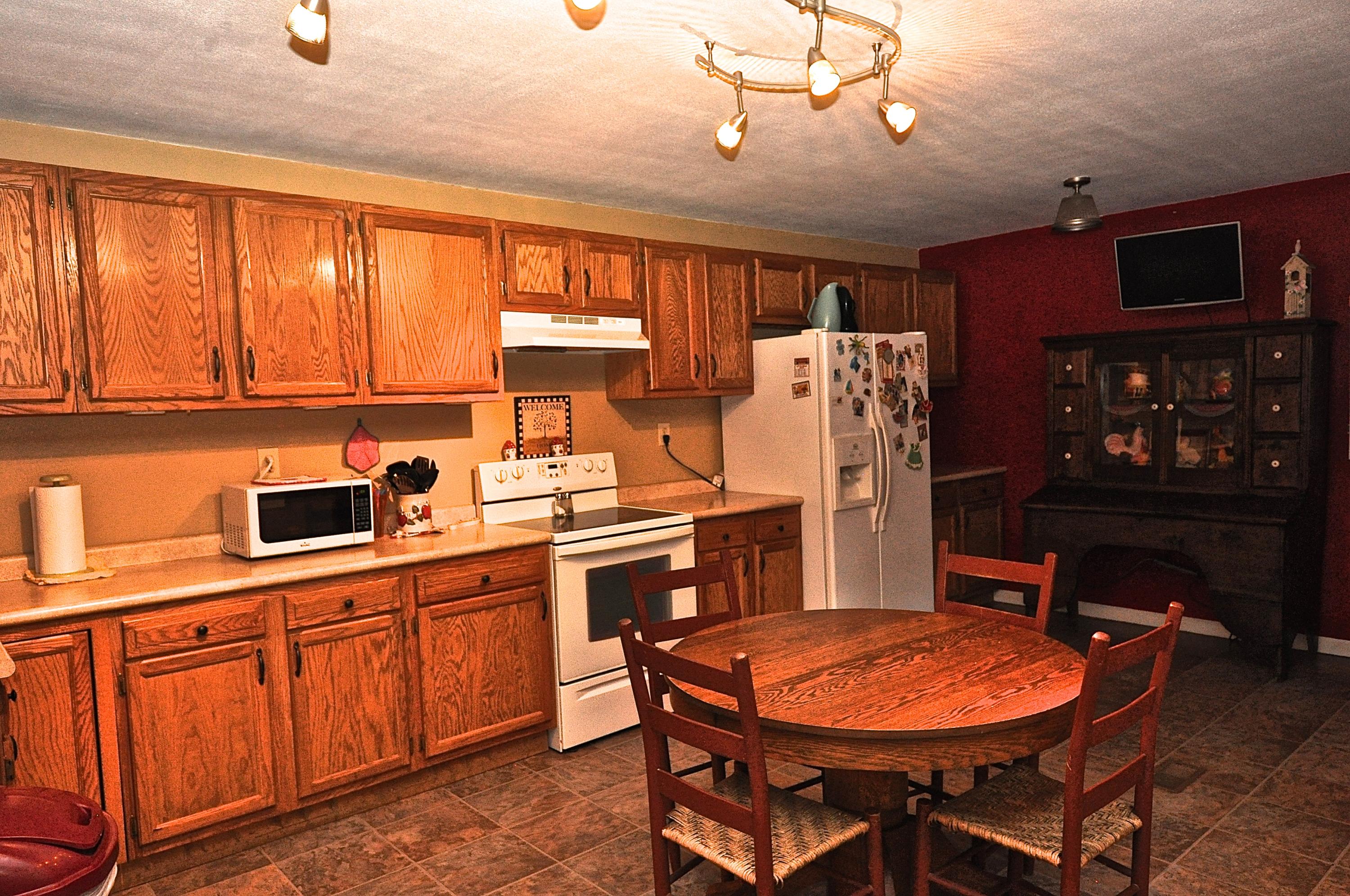 7714 Chestnut Hill Road Townsend, TN 37882 - Photo 14 of 28 DSC_0026