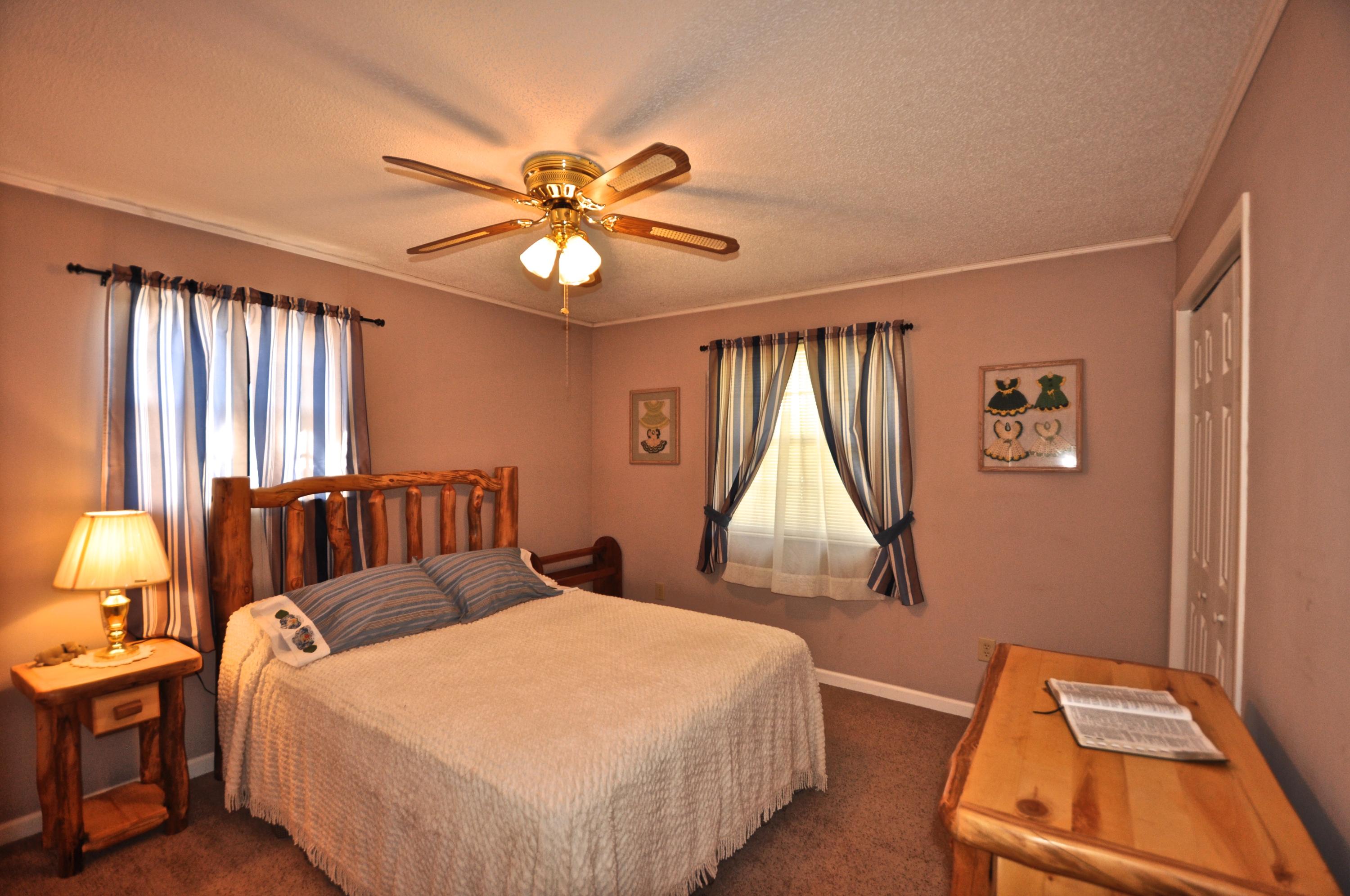 7714 Chestnut Hill Road Townsend, TN 37882 - Photo 20 of 28 DSC_0042