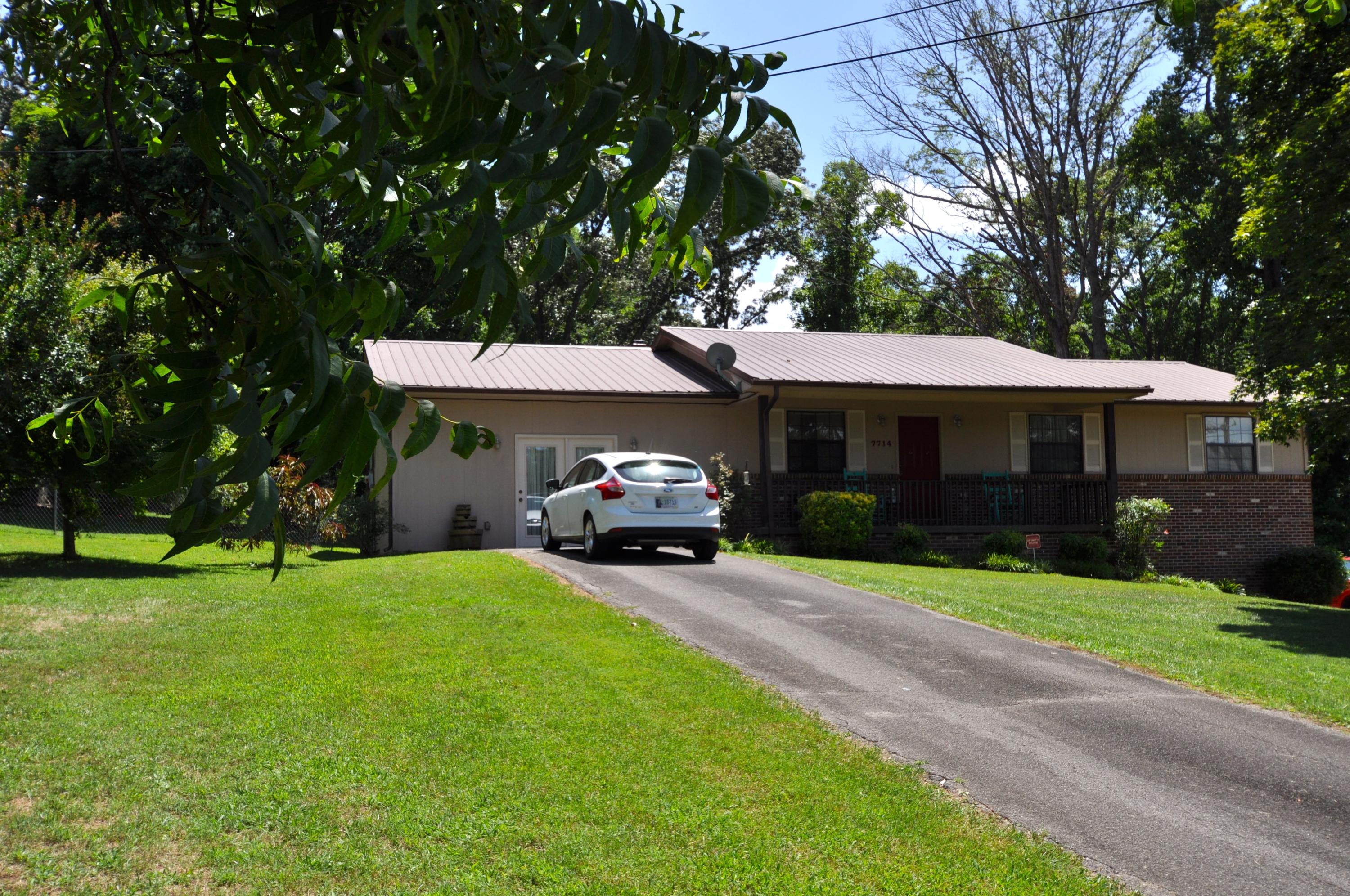 7714 Chestnut Hill Road Townsend, TN 37882 - Photo 5 of 28 DSC_0018