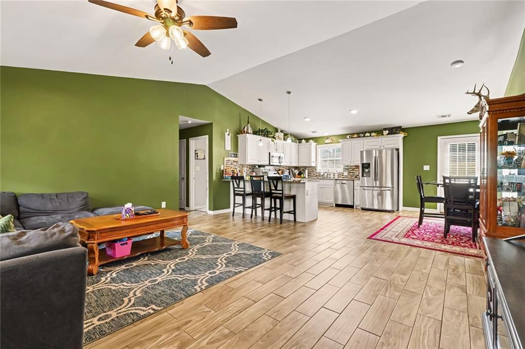958 Hale Road Maysville, GA 30558 - Photo 5 of 22 Gallery Image 5