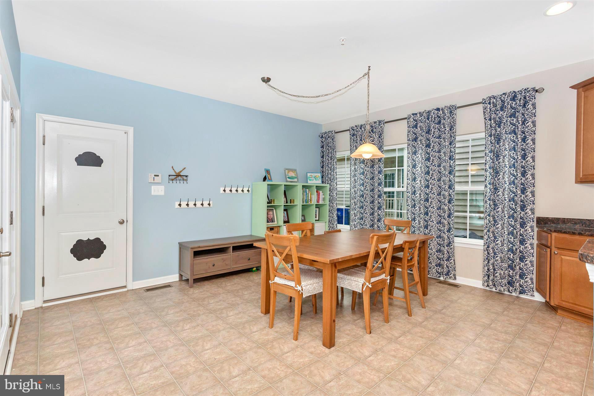 2100 Artillery Road Frederick, MD 21702 - Photo 17 of 30 Eat in Kitchen/Table Space