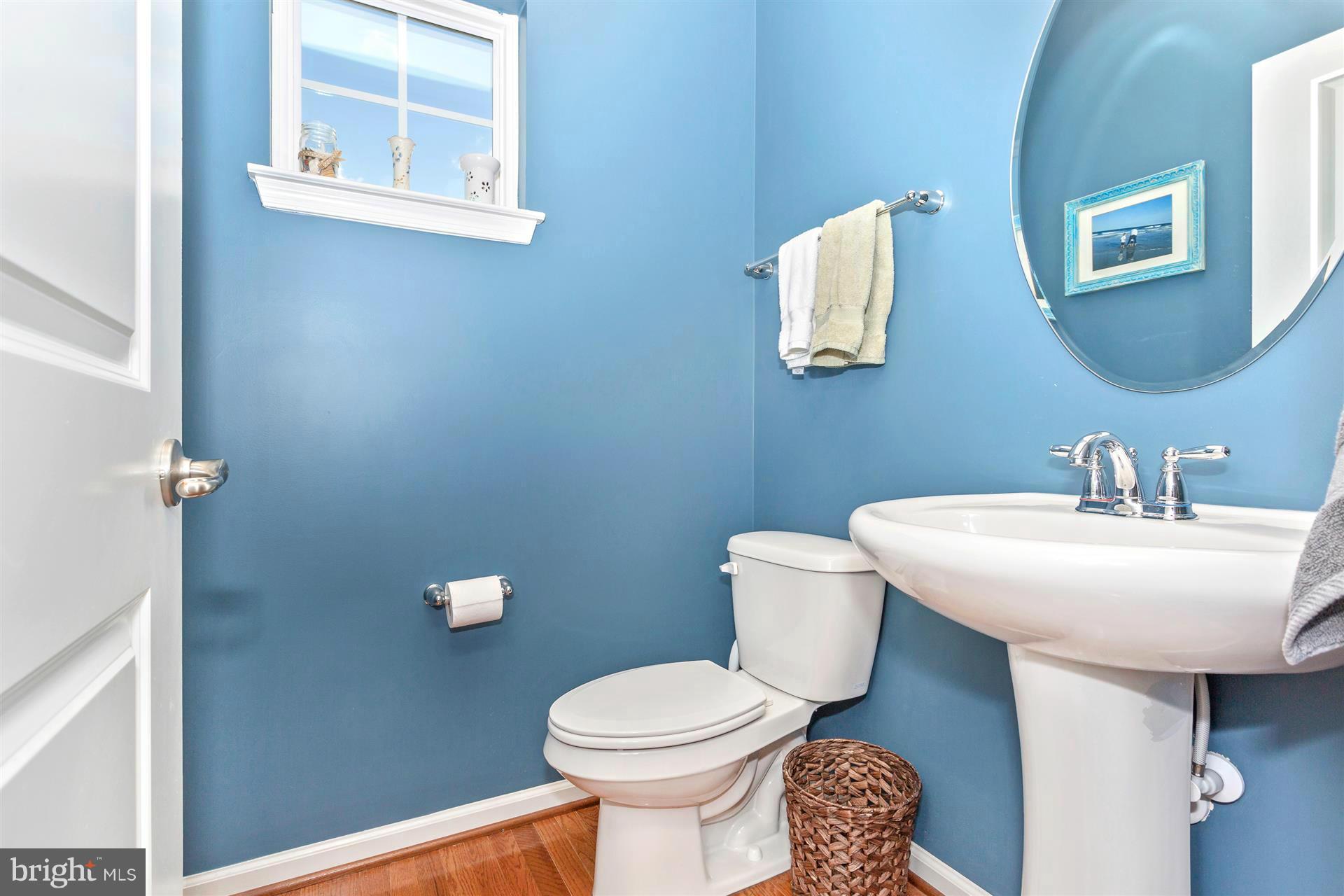 2100 Artillery Road Frederick, MD 21702 - Photo 8 of 30 Main Level Powder Room