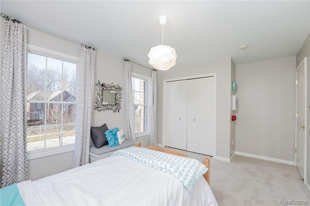 1585 Trinity Road Canton, MI 48187 - Photo 40 of 56 046-Bedroom-5128619-medium.jpg