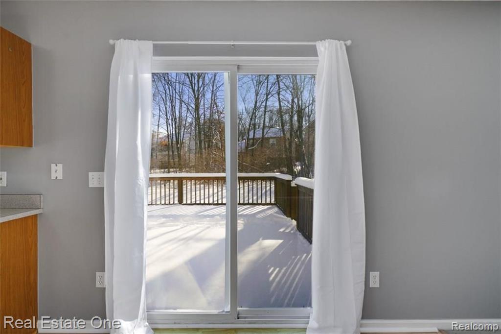 3408 Marshview Court Howell, MI 48843 - Photo 16 of 48