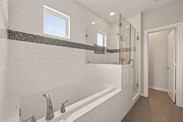 $2,900 | 1819 South Street, Houston, TX 77009