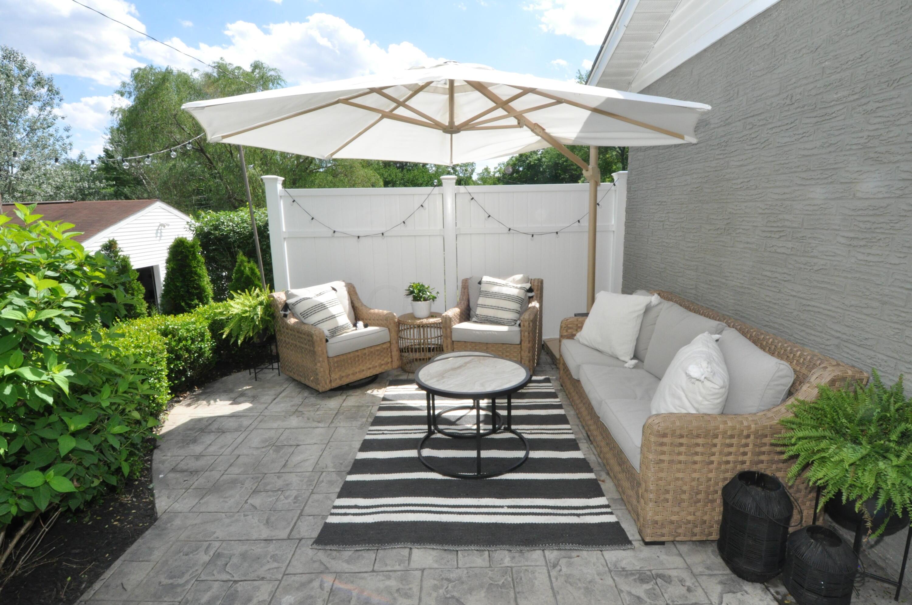 1470 Demorest Road Columbus, OH 43228 - Photo 3 of 51 DSC_0066
