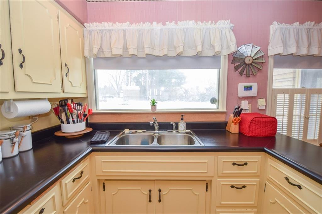 520 Golf Club Road Anderson, IN 46011 - Photo 11 of 31 Gallery Image 11