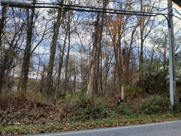 $649,900 | 460 Lafayette Road, Sparta, NJ 07871