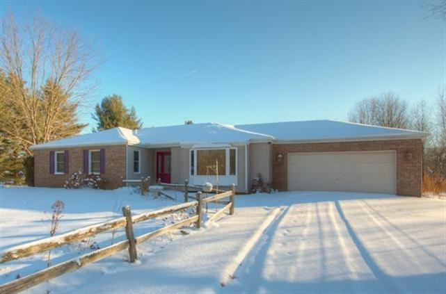 2215 Crouch Road Jackson, MI 49201 - Photo 1 of 10 Photo 1