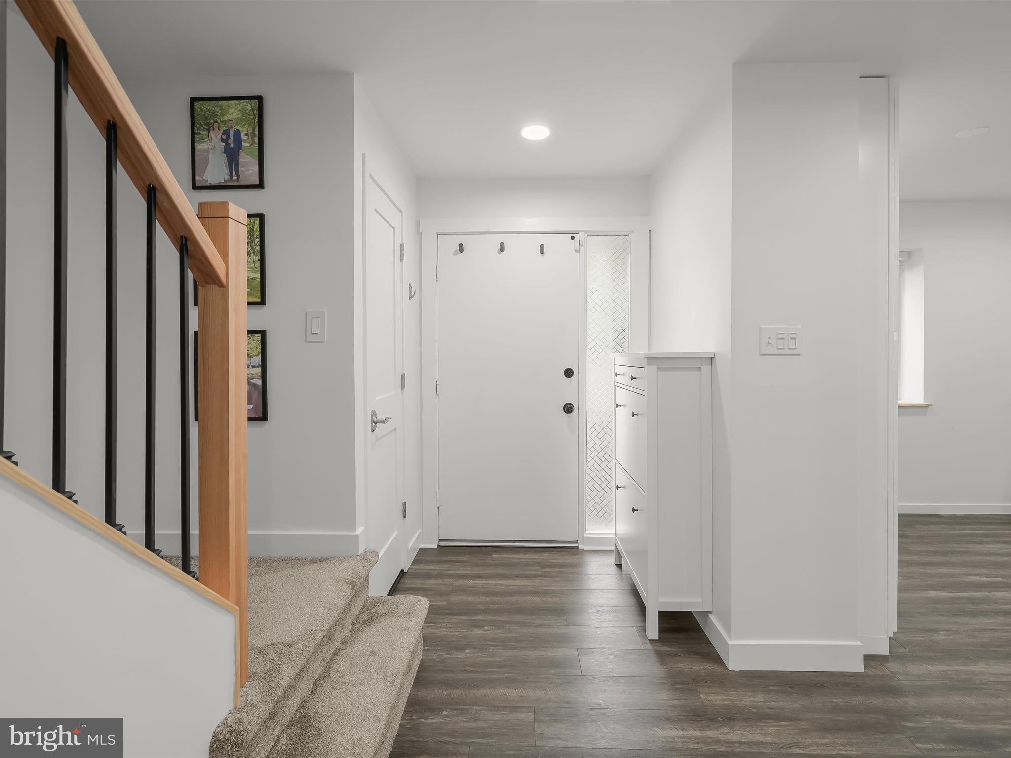 1961 Greenberry Road Baltimore, MD 21209 - Photo 2 of 38 Entry
