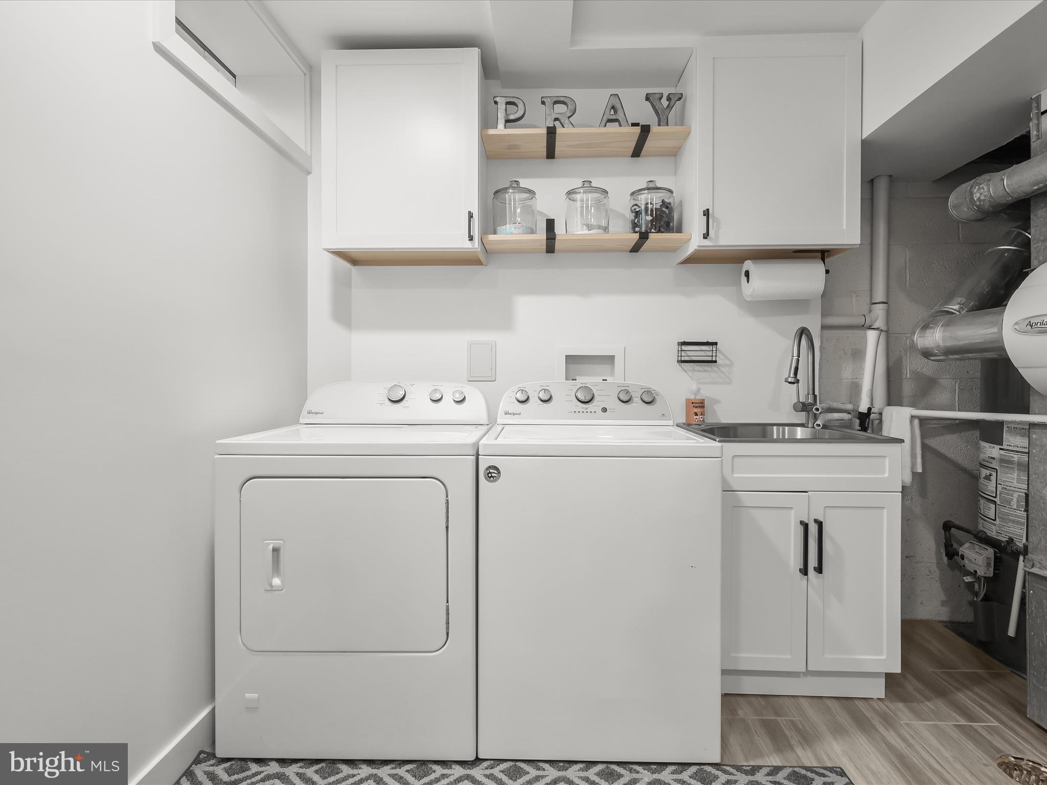 1961 Greenberry Road Baltimore, MD 21209 - Photo 29 of 38 Laundry
