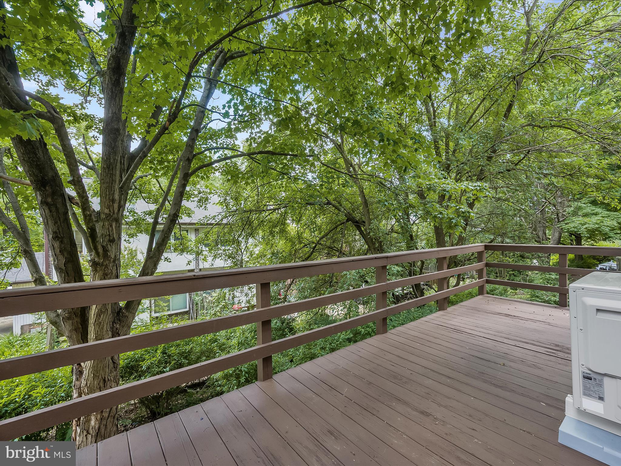 1961 Greenberry Road Baltimore, MD 21209 - Photo 32 of 38 Deck