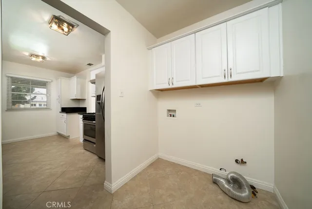 $5,000 | 2542 Vuelta Grande Avenue, Long Beach, CA 90815