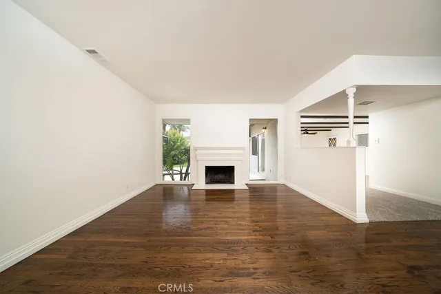 $5,000 | 2542 Vuelta Grande Avenue, Long Beach, CA 90815