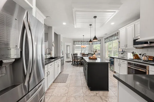 $554,900 | 1931 Enchanted Park Drive, Spring, TX 77386