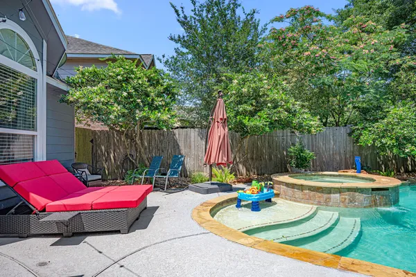 $554,900 | 1931 Enchanted Park Drive, Spring, TX 77386