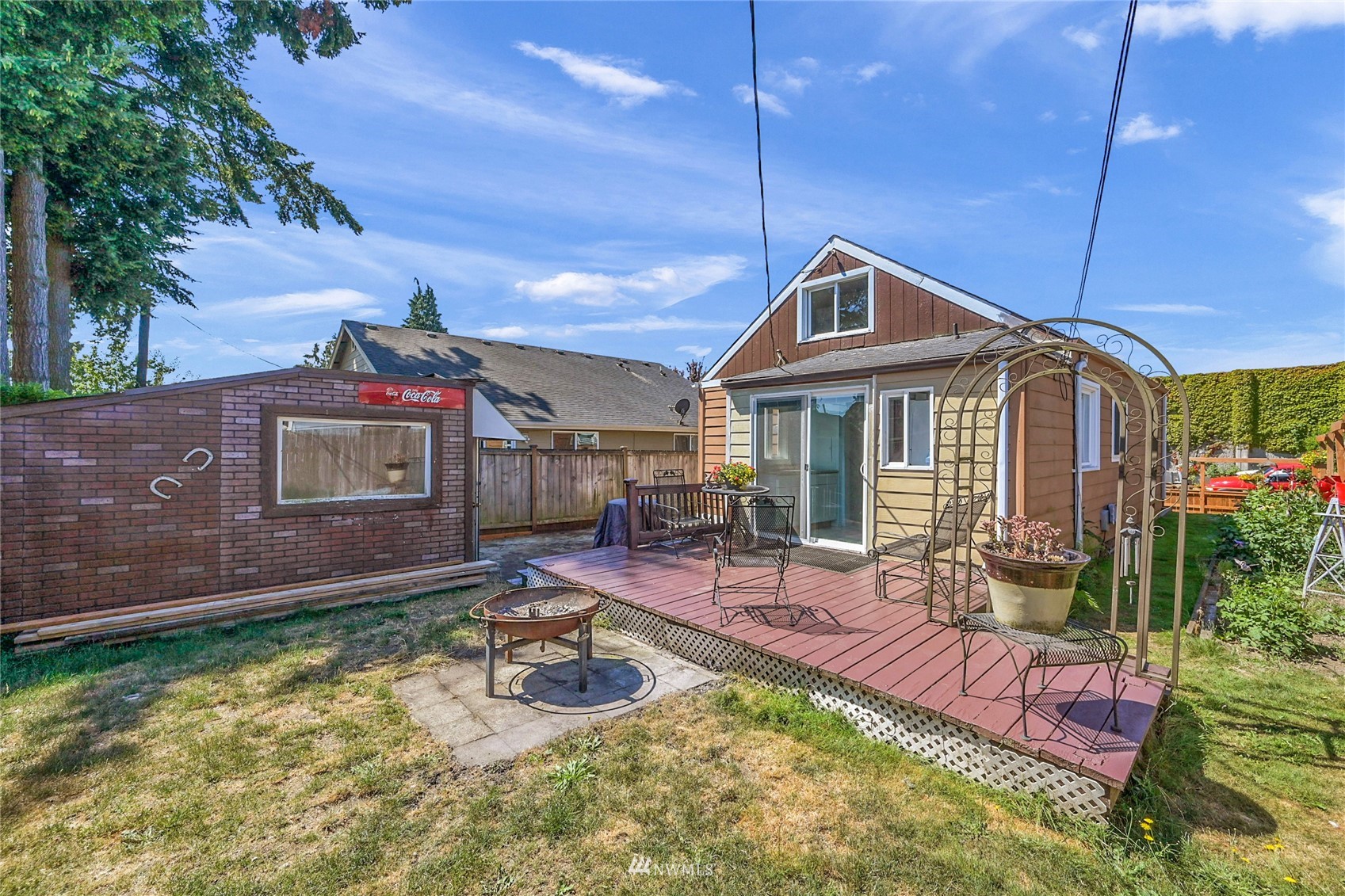 2327 Harrison Avenue Everett, WA 98201 - Photo 20 of 25