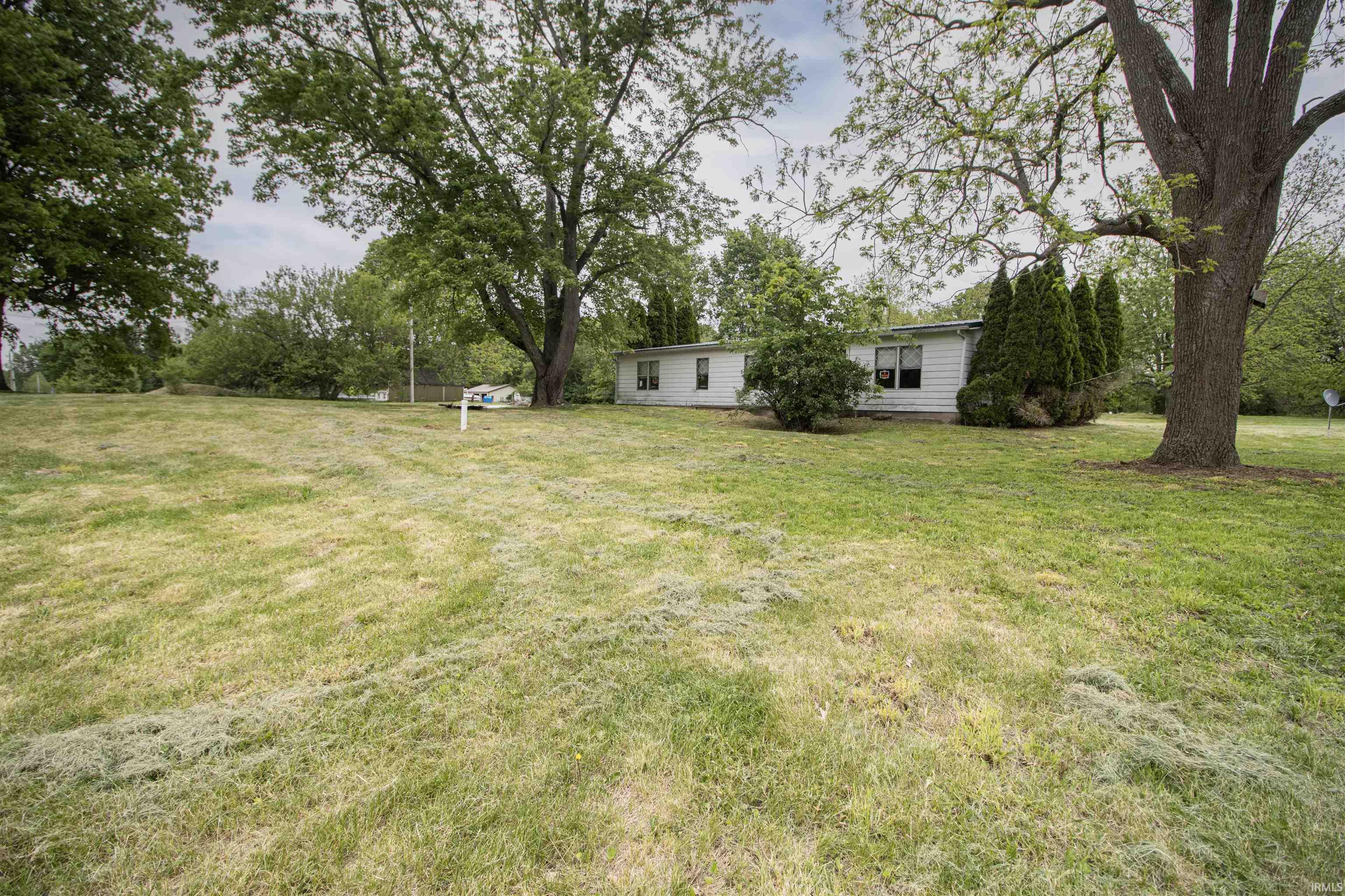 8117 South 500th Road East Jonesboro, IN 46938 - Photo 13 of 30