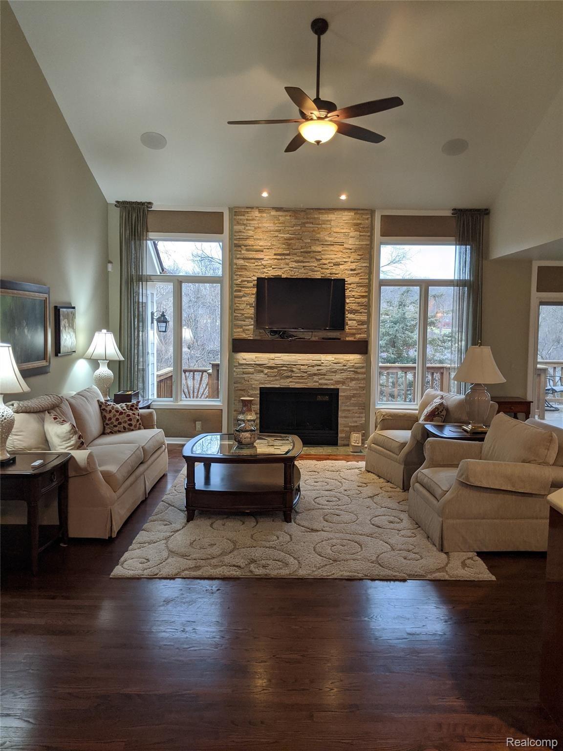 3255 Fairgrove Terrace Rochester, MI 48309 - Photo 5 of 38 Fairgrove 14.jpg