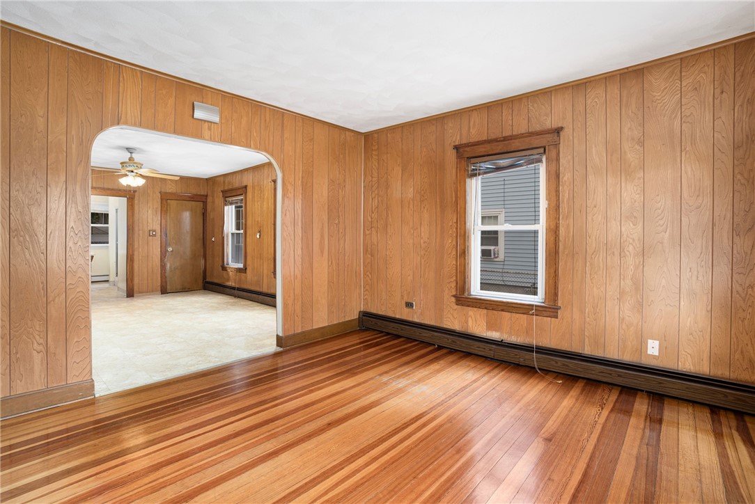 147 Tweed Street Pawtucket, RI 02861 - Photo 7 of 39