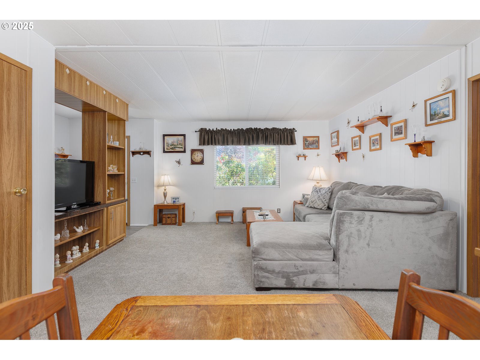 185 North 6th Street Lakeside, OR 97449 - Photo 11 of 47