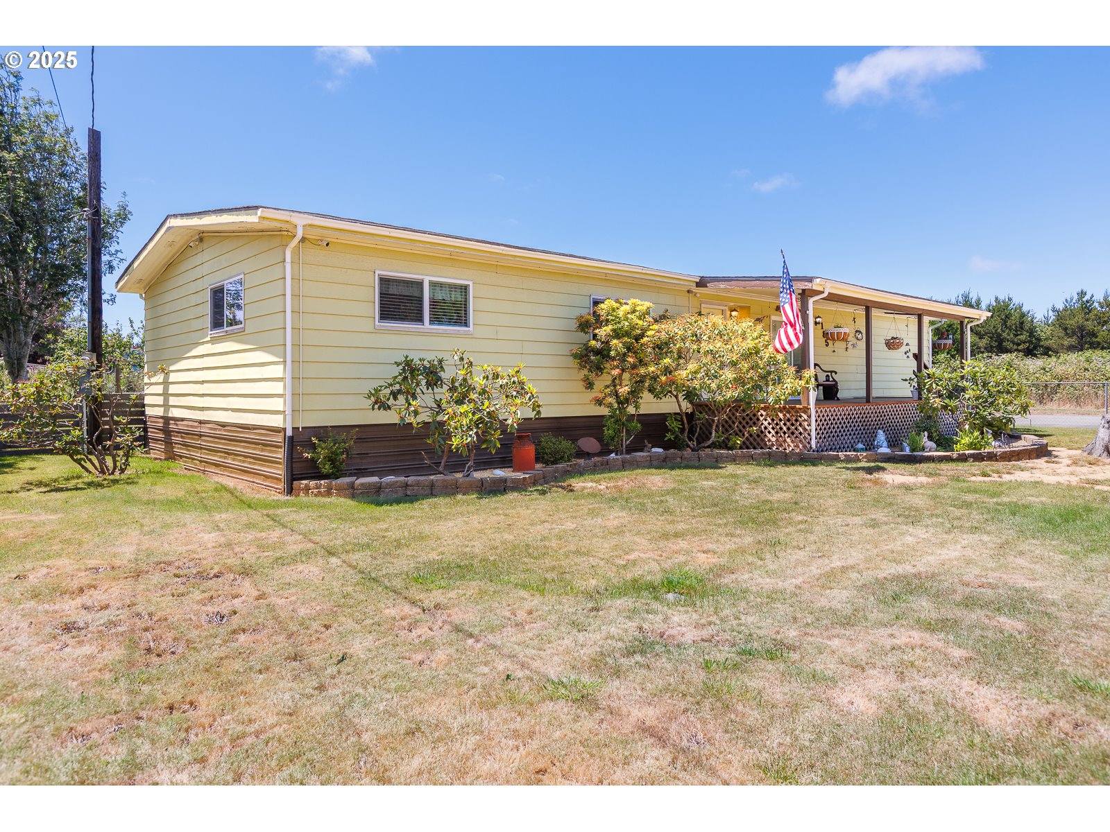 185 North 6th Street Lakeside, OR 97449 - Photo 2 of 47