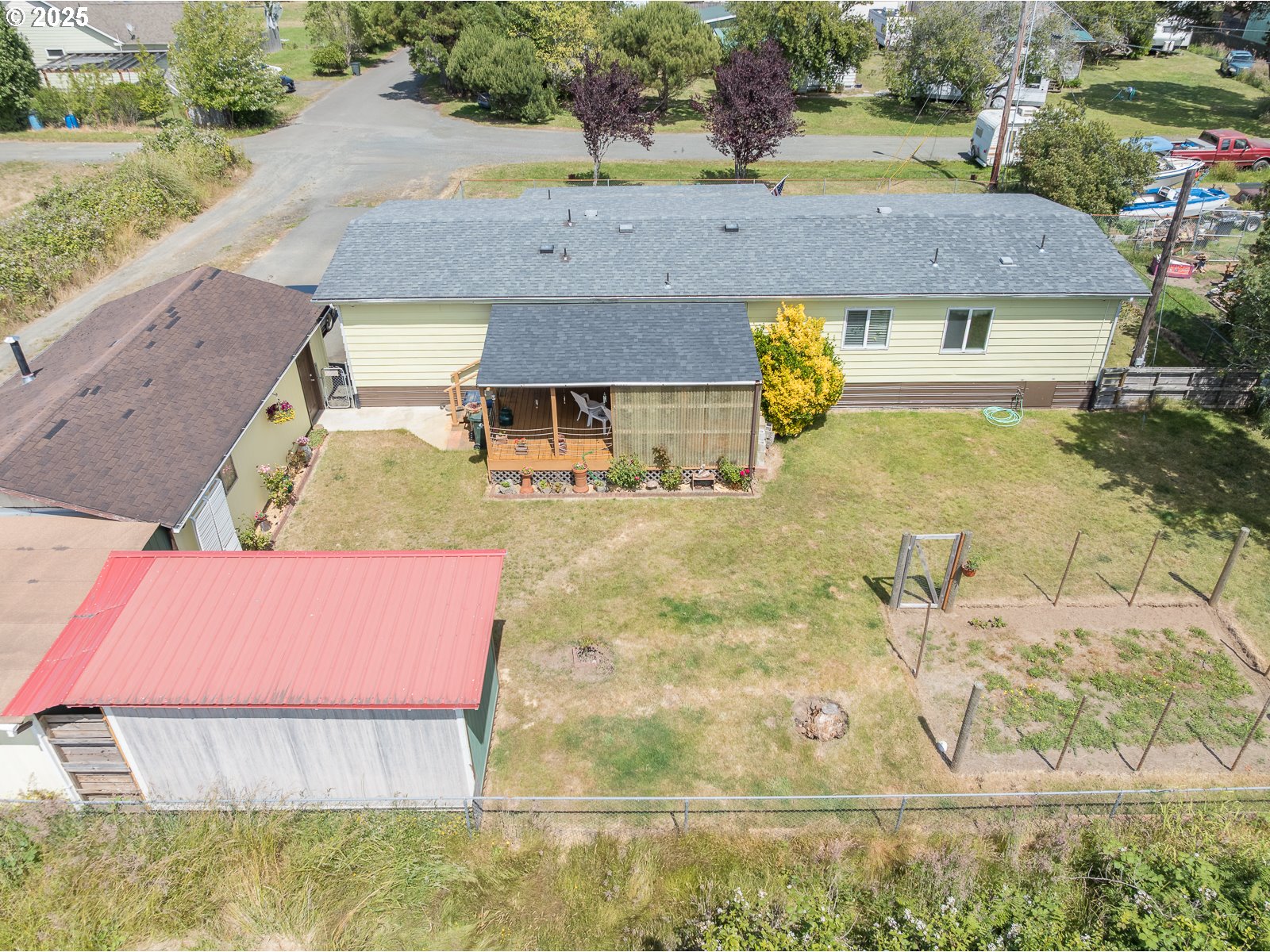 185 North 6th Street Lakeside, OR 97449 - Photo 36 of 47