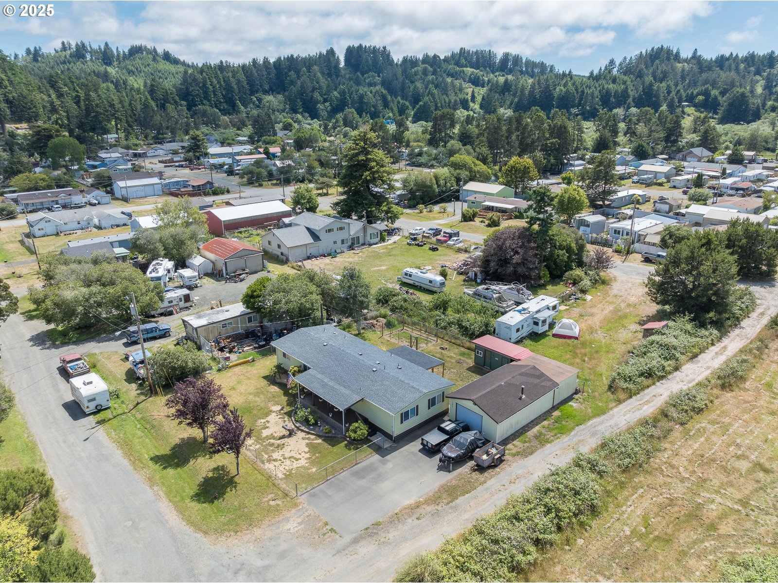185 North 6th Street Lakeside, OR 97449 - Photo 40 of 47