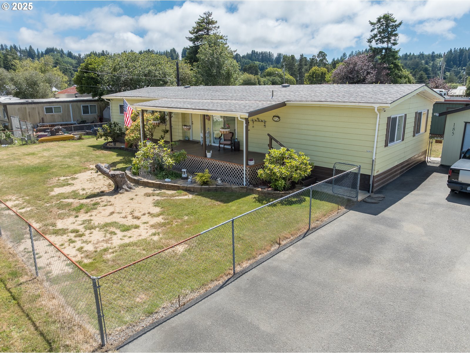 185 North 6th Street Lakeside, OR 97449 - Photo 4 of 47