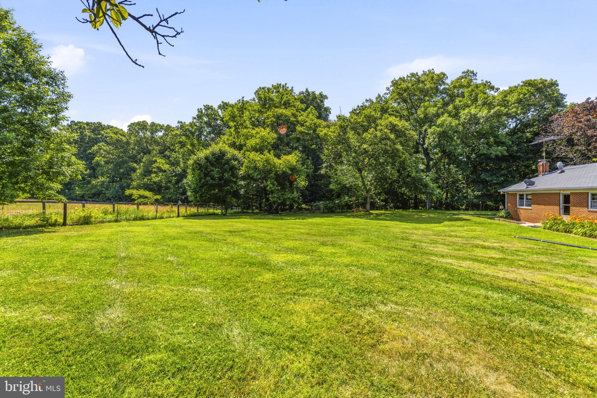 5049 Braddock Road Sykesville, MD 21784 - Photo 9 of 46
