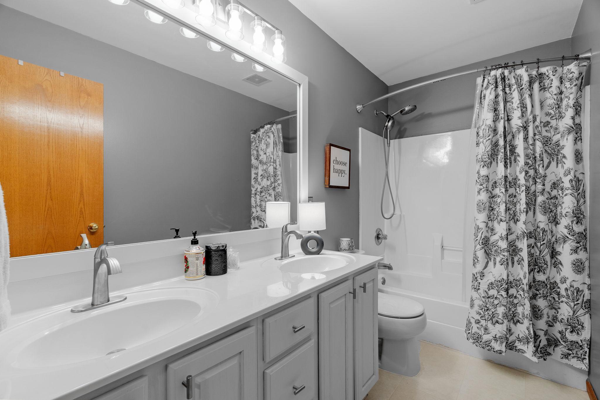 9519 Marshall Road Eden Prairie, MN 55347 - Photo 32 of 56 Gallery Image 32