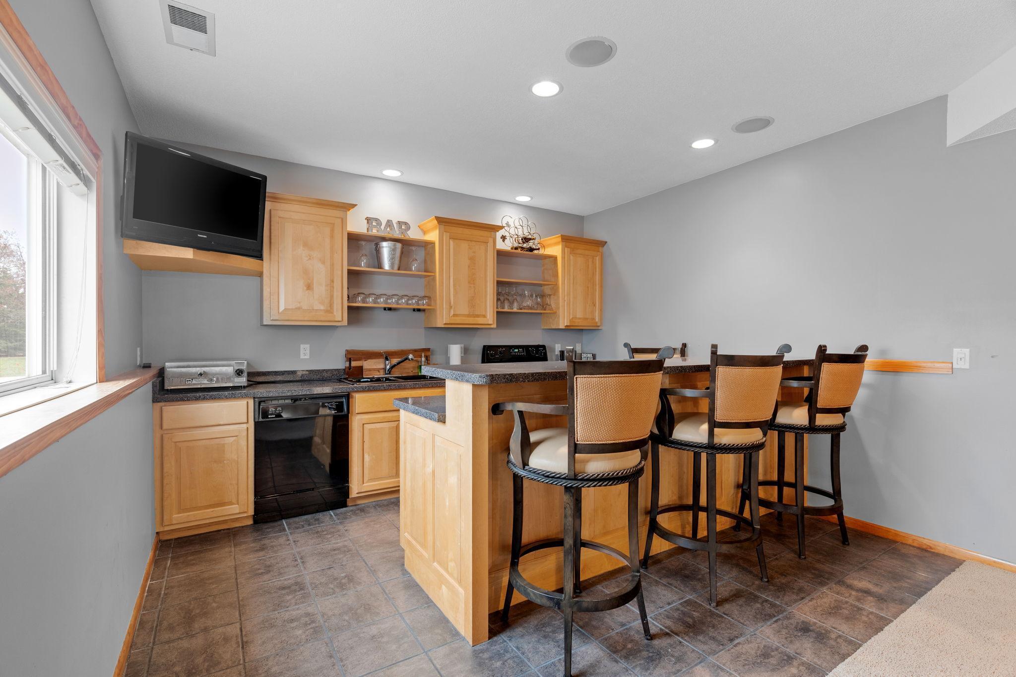 9519 Marshall Road Eden Prairie, MN 55347 - Photo 48 of 56 Gallery Image 48