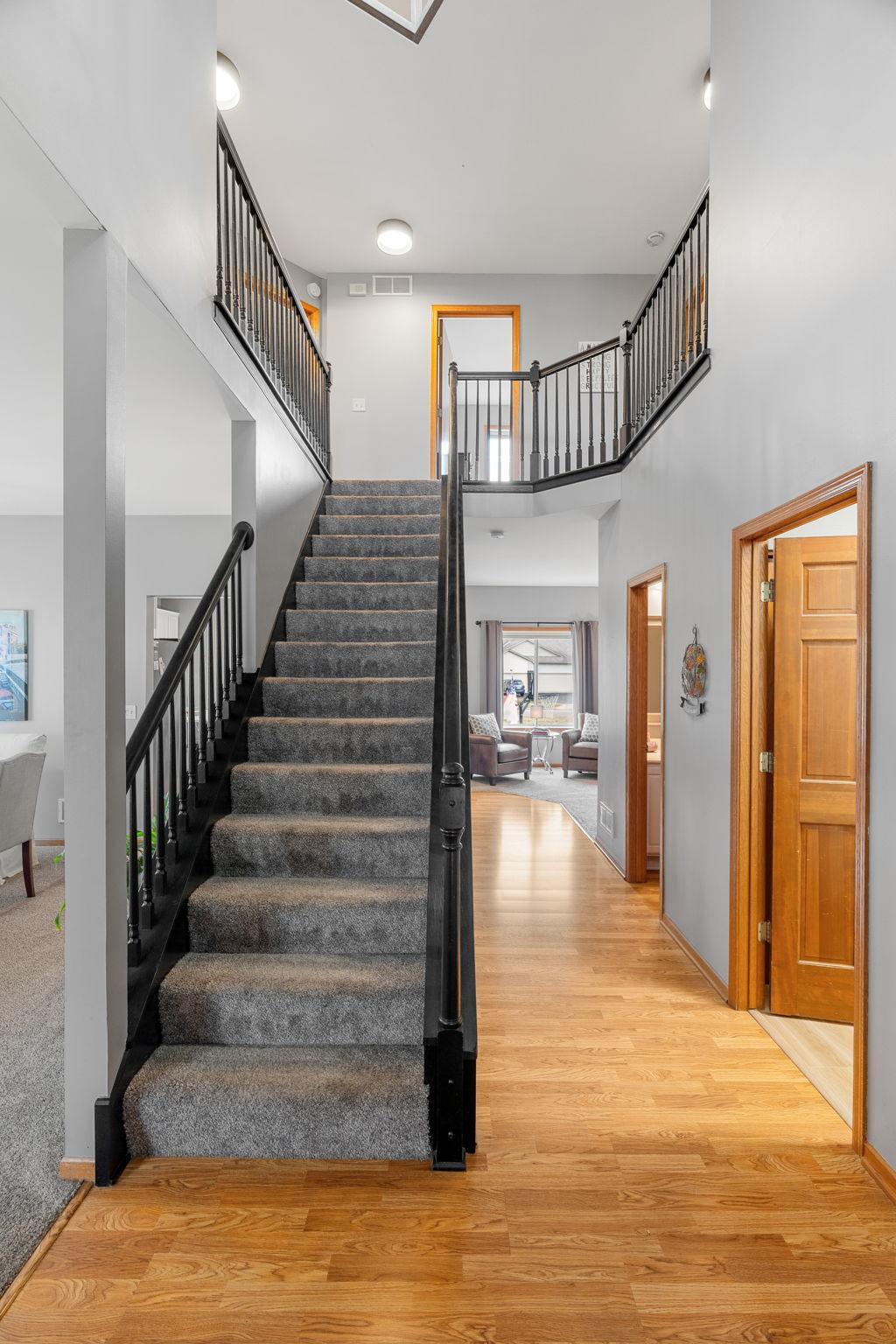 9519 Marshall Road Eden Prairie, MN 55347 - Photo 6 of 56 Gallery Image 6