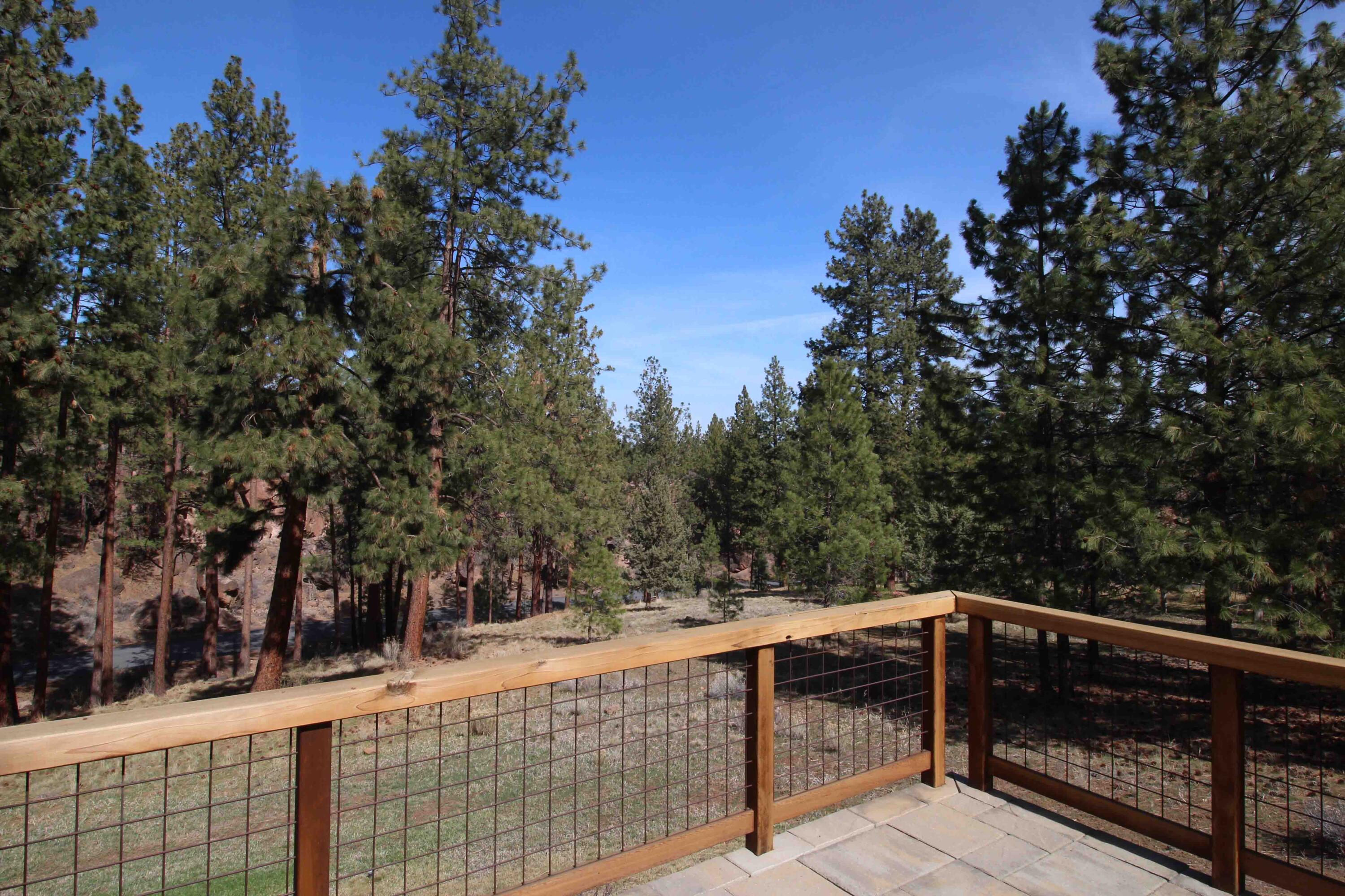 2185 Northwest Putnam Road Bend, OR 97703 - Photo 26 of 39 IMG_3952