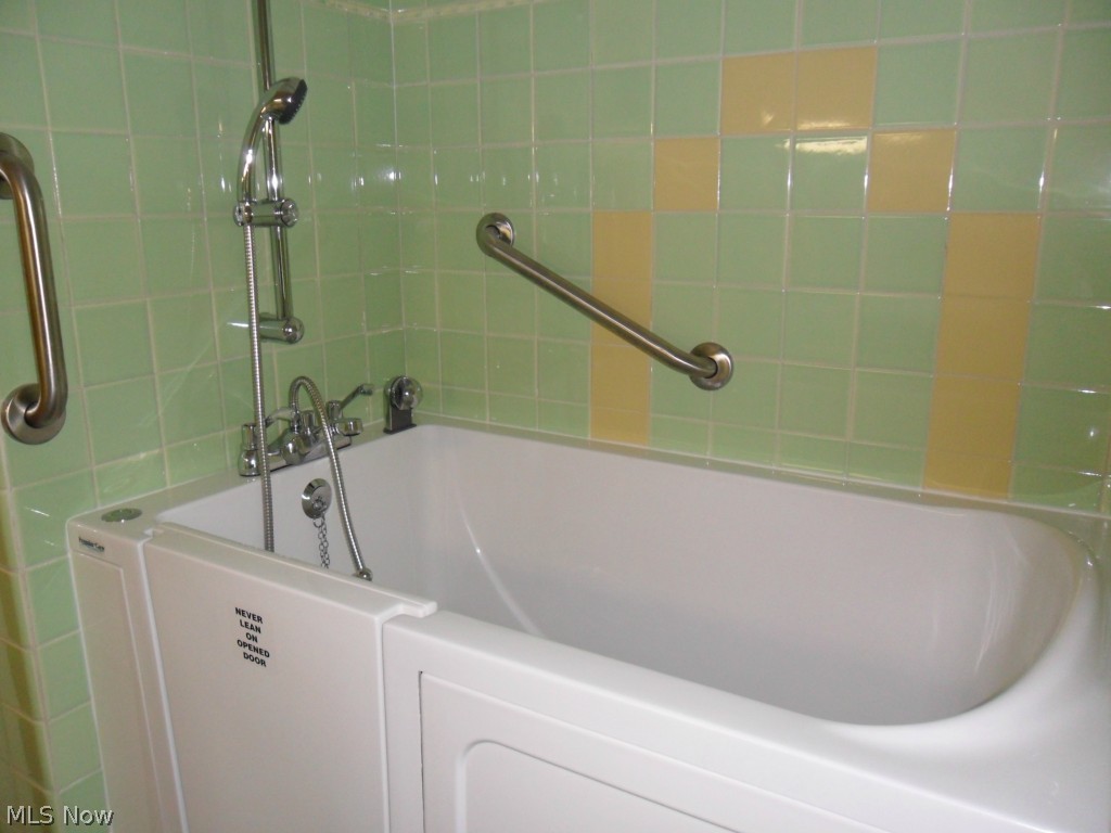 11703 Prospect Road Strongsville, OH 44149 - Photo 17 of 25 Newer walk in tub with jets.