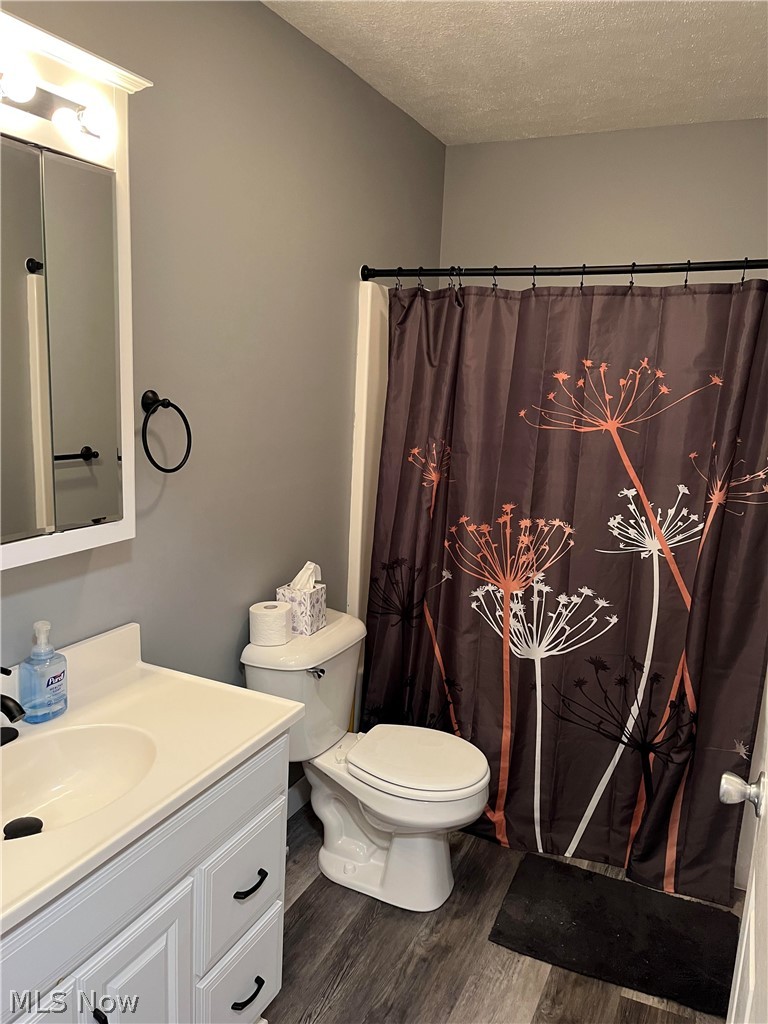 991 Nevin Street Akron, OH 44310 - Photo 8 of 30 Gallery Image 8