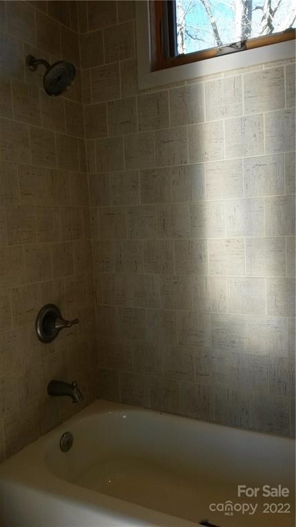 606 Coates Road Marshall, NC 28753 - Photo 13 of 23 Gallery Image 13