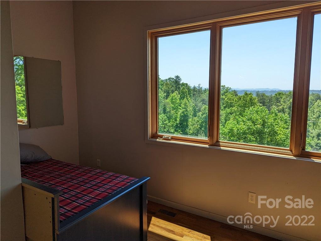 606 Coates Road Marshall, NC 28753 - Photo 17 of 23 Gallery Image 17