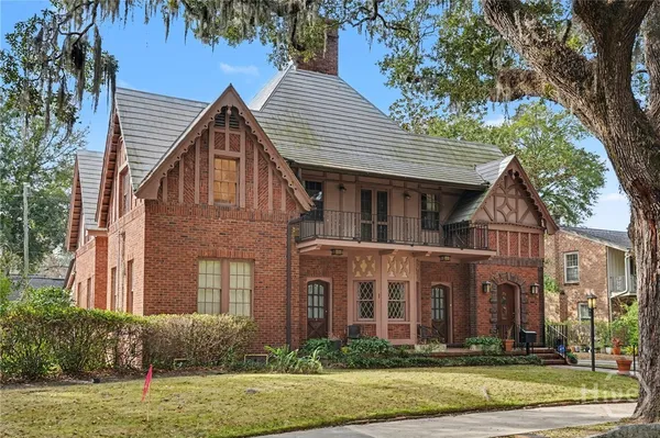 $1,190,000 | 25 Washington Avenue, Savannah, GA 31405