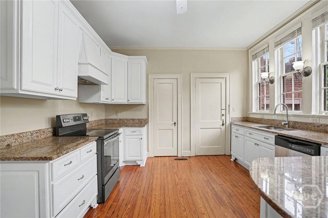 25 Washington Avenue Savannah, GA 31405 - Photo 12 of 44