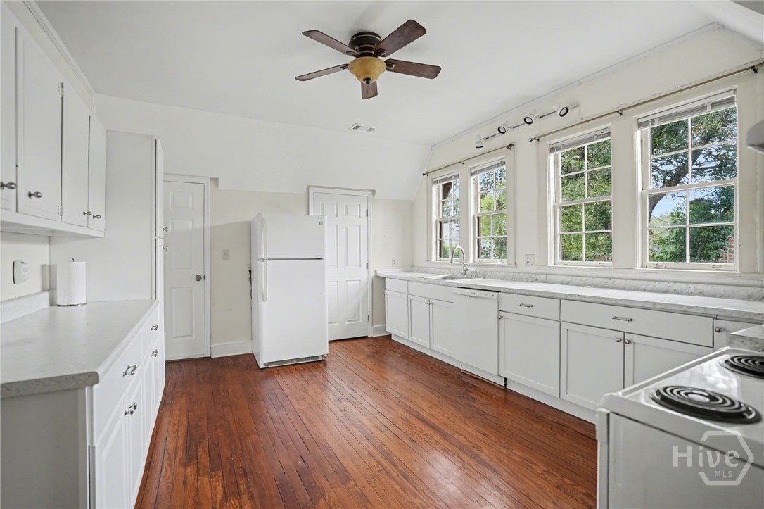 25 Washington Avenue Savannah, GA 31405 - Photo 26 of 44