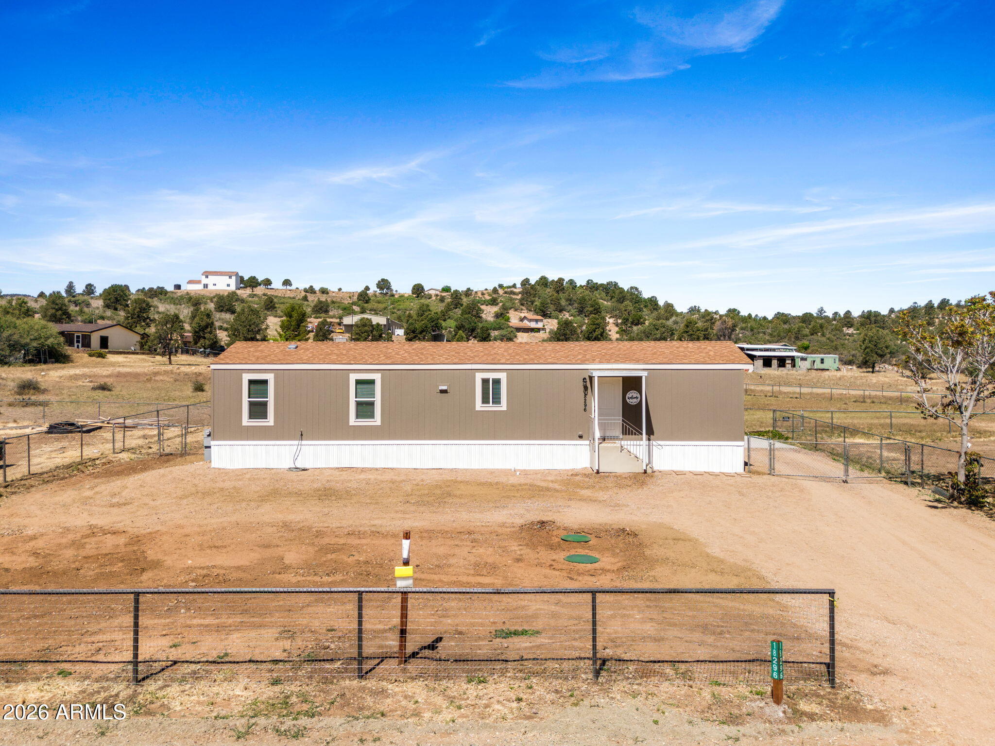 18296 Frontier Road Peeples Valley, AZ 86332 - Photo 30 of 44 a view of a terrace