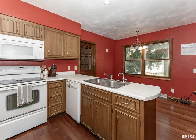 $149,900 | 111 North West Street, Cambridge, IL 61238