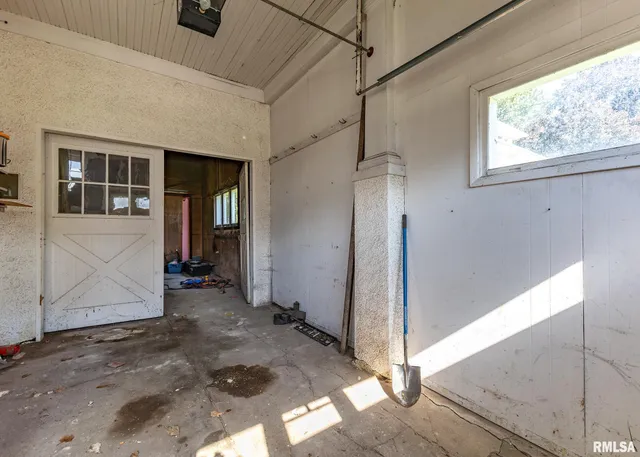 $149,900 | 111 North West Street, Cambridge, IL 61238